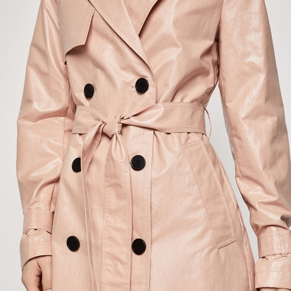 Double-Breasted Short Trench - Picture 4 of 8